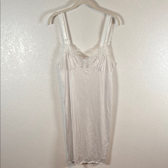 Vassarette White Lace Trimmed Slip Dress Size Large - Picture 1 of 8